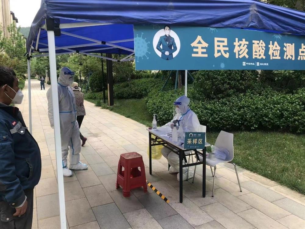 產(chǎn)發(fā)戰(zhàn)疫 | 園區(qū)巾幗不輸男兒，退伍黨員連續(xù)沖鋒在第一線